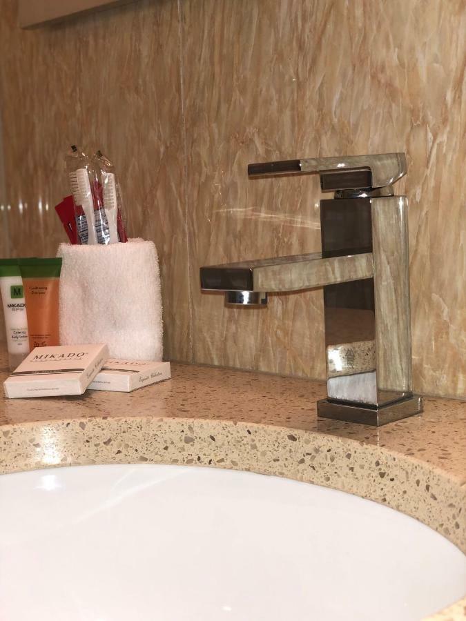 Elmhurst Hotel Νέα Υόρκη Εξωτερικό φωτογραφία